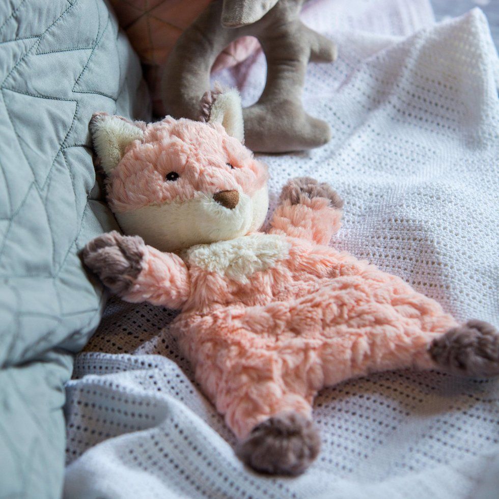 Baby girl names with nicknames - Motherly
