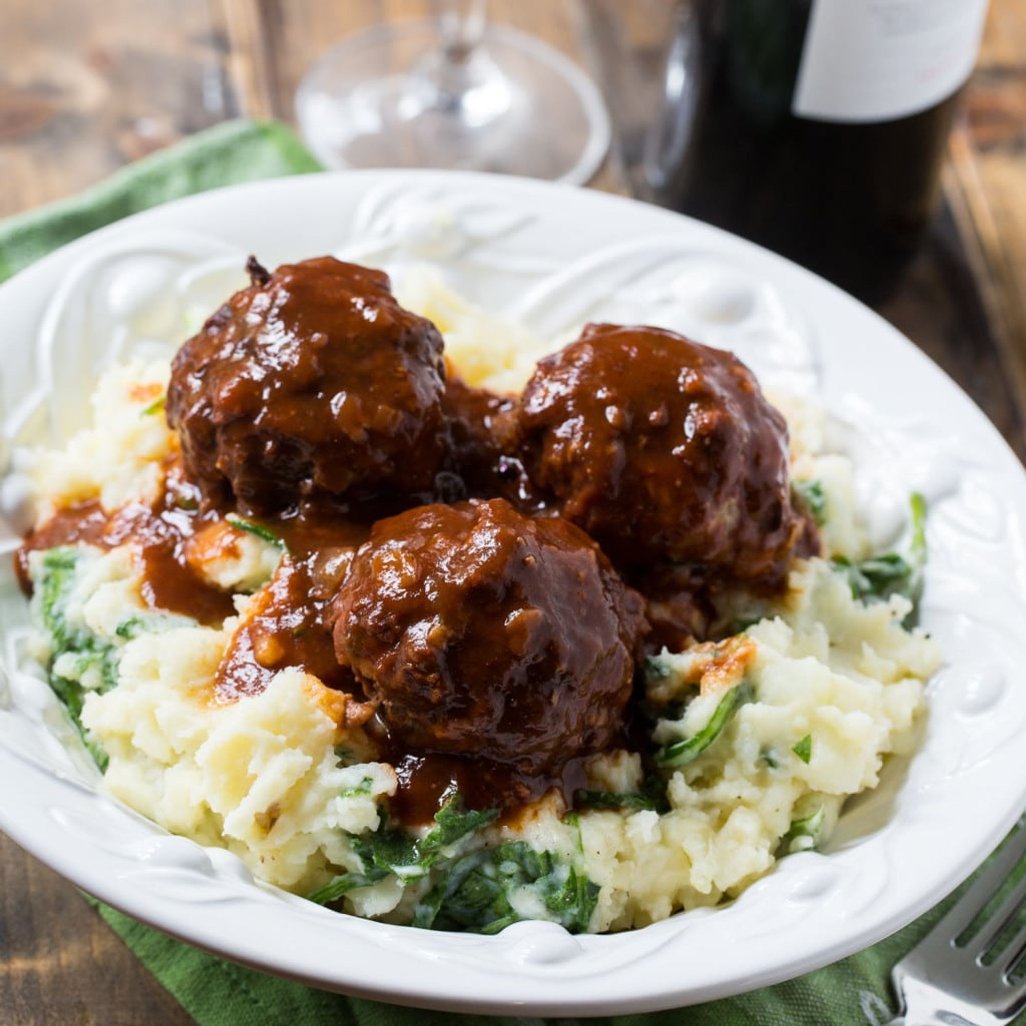 Braised Meatballs In Red Wine Gravy Spicy Southern Kitchen My