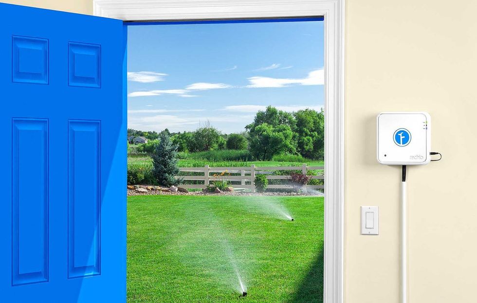 Rachio Review: Best Connected Sprinkler Controller For Your Smart Home rbl.ms/1VsIgeI