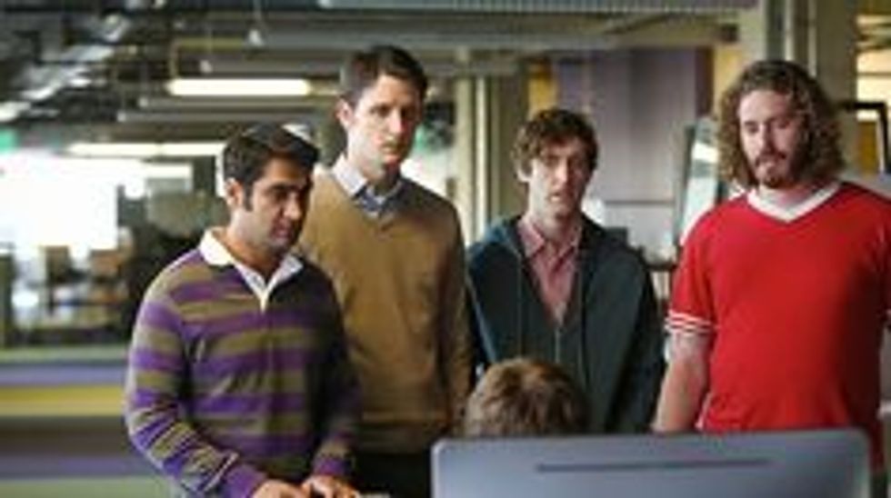 Silicon Valley: 9 Hilarious Scenes Where Tech Went Horribly Wrong For Pied Piper