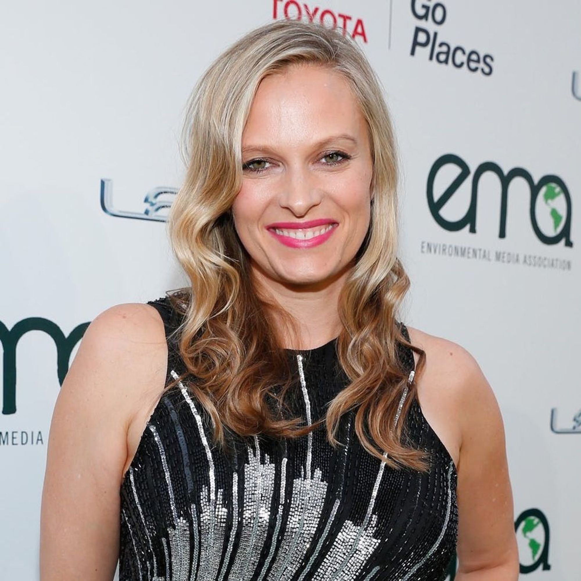 ‘hocus Pocus’ Star Vinessa Shaw Welcomed A Baby Boy! - Brit + Co