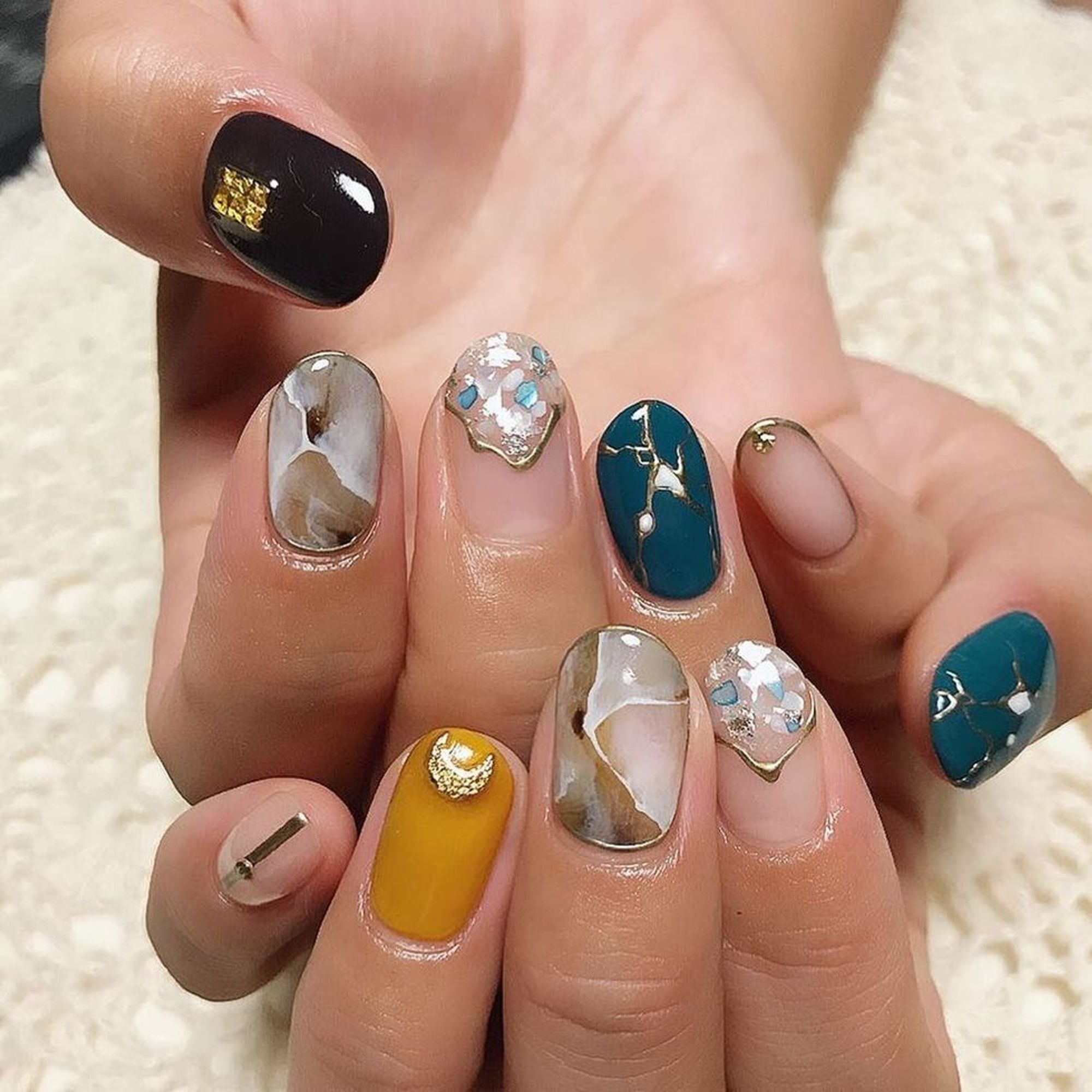 12 Marble Nail Designs Perfect for Fall - Brit + Co