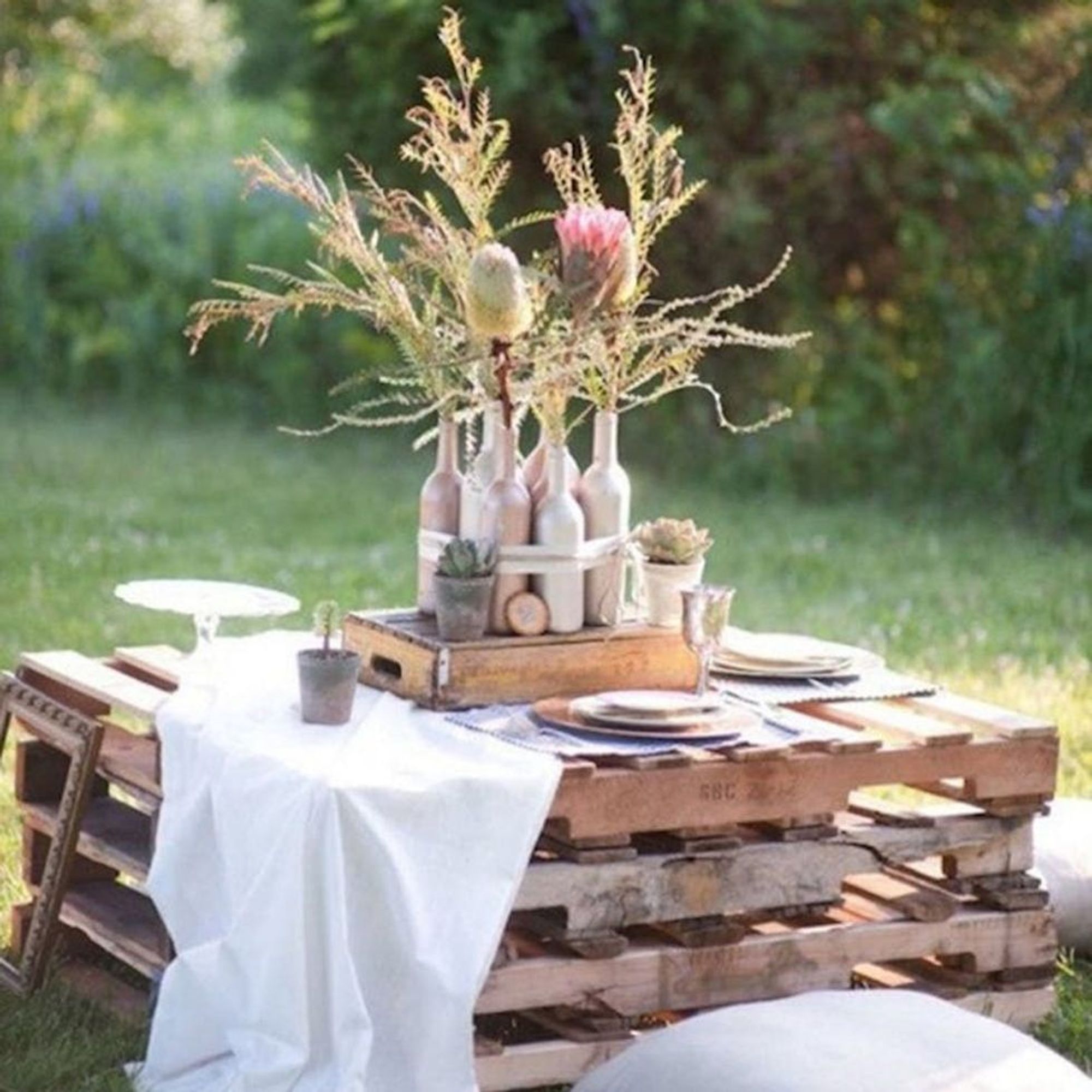 14 Backyard Wedding Decor Hacks for the Most InstaWorthy Nuptials Ever