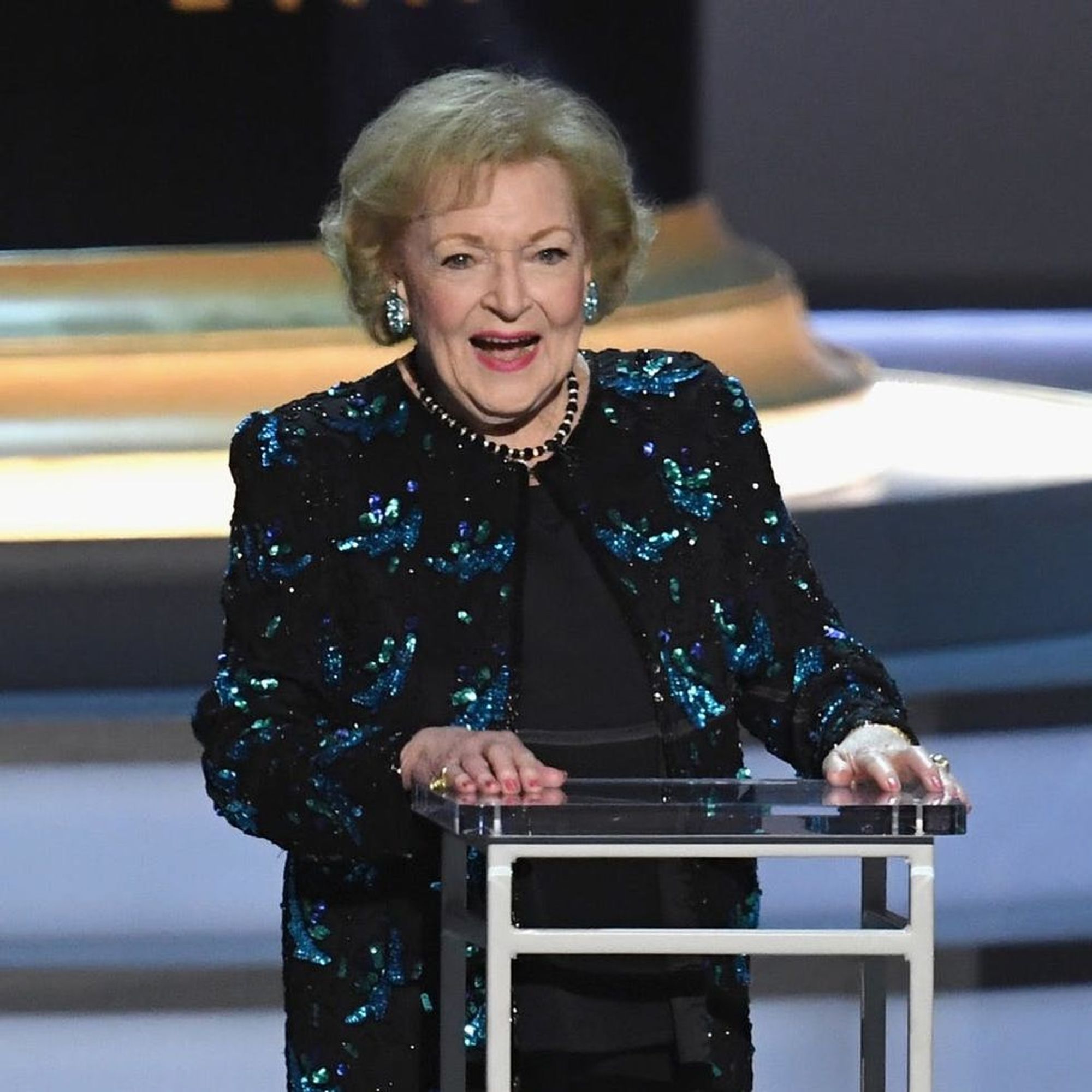 Emmys 2018 Betty White Steals the Show as the ‘First Lady
