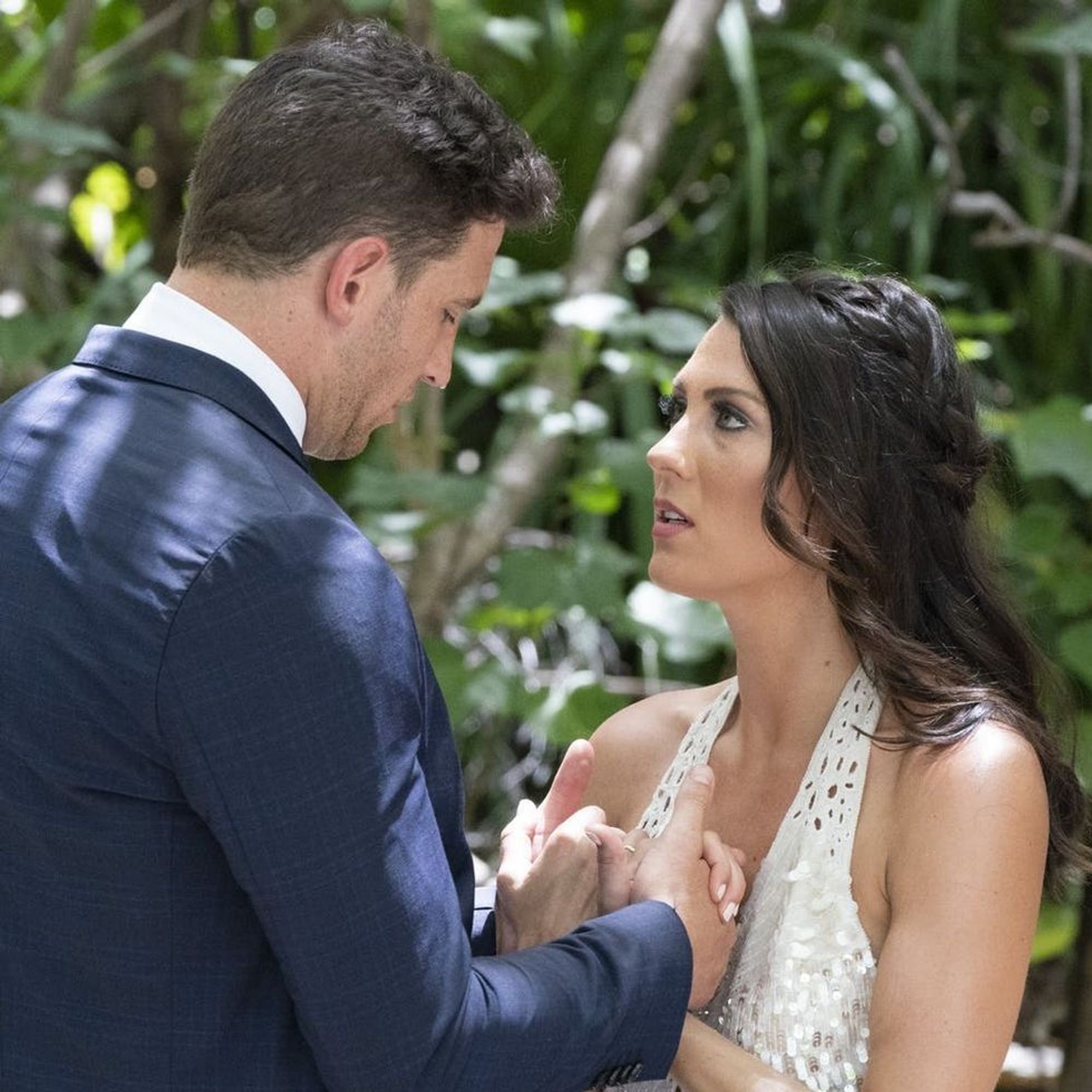 ‘Bachelorette’ Season 14 Finale: Becca Sees Blake for the First Time