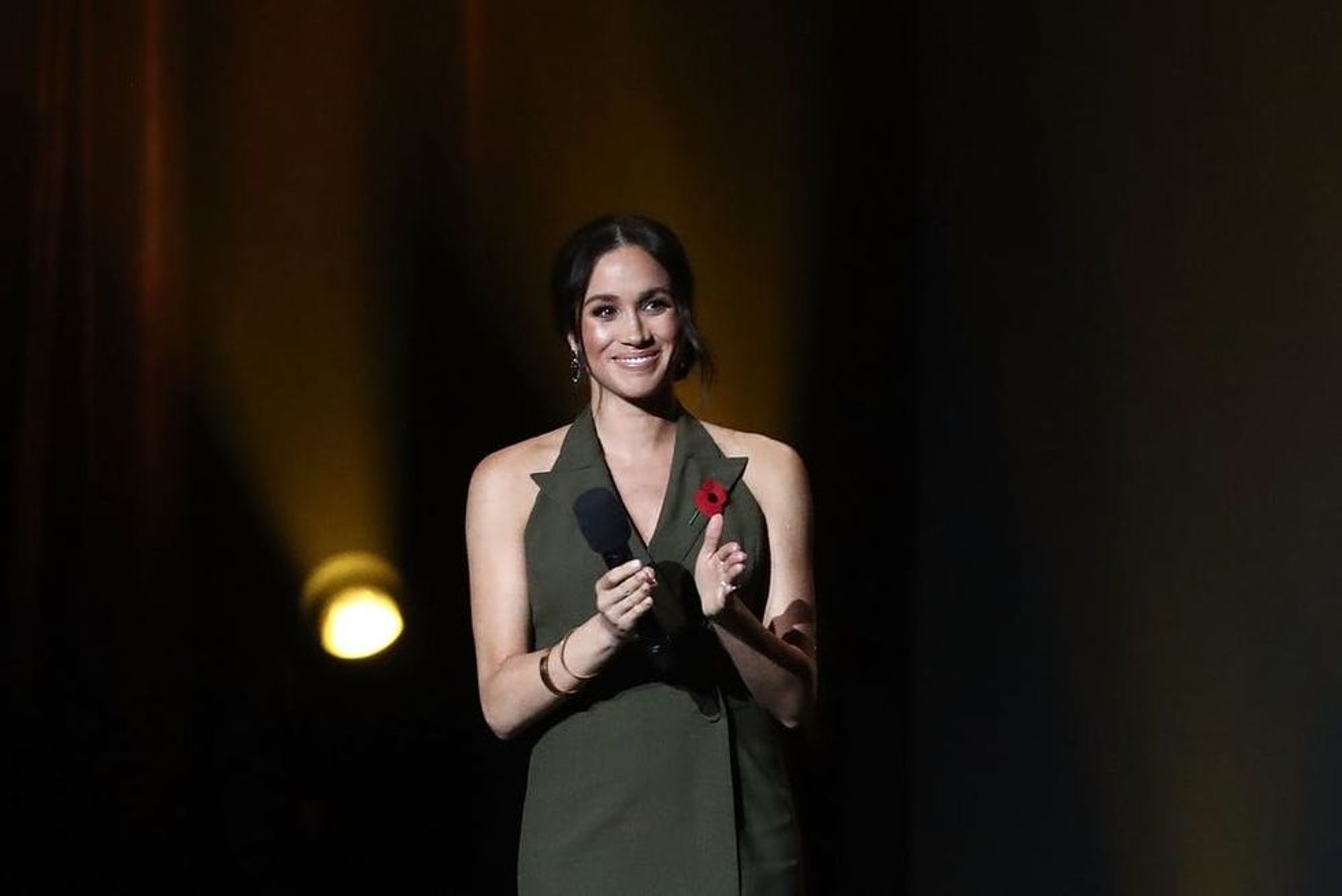 Meghan Markle Just Snapped Her First Official Twitter Photo for ...