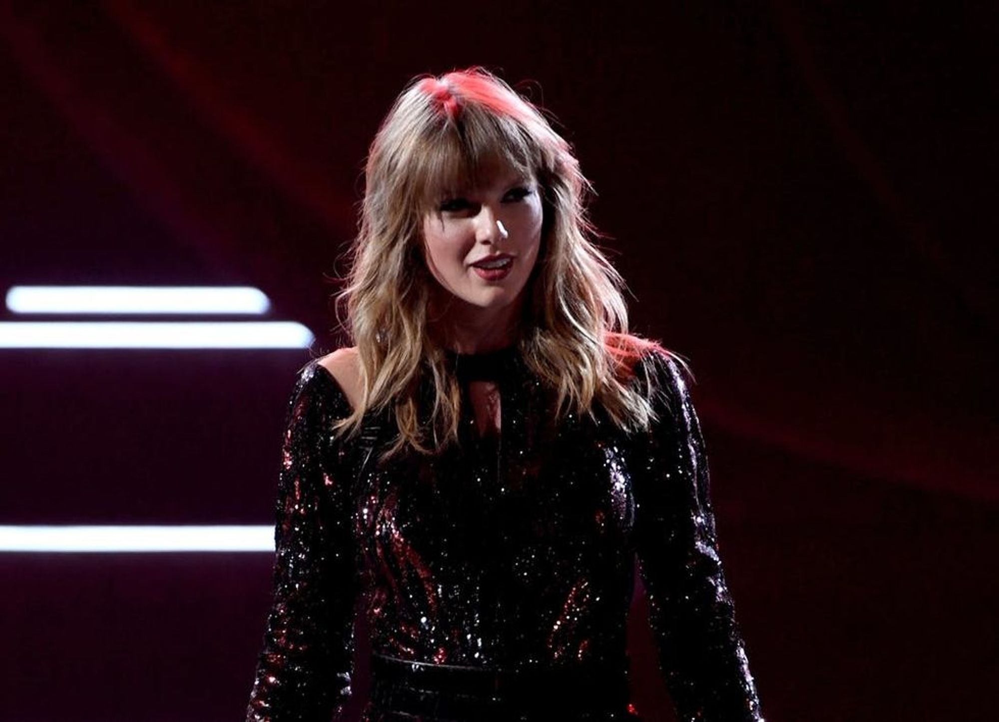 Taylor Swift Makes One More Push To Urge Fans To Vote In The Midterm Elections Brit Co