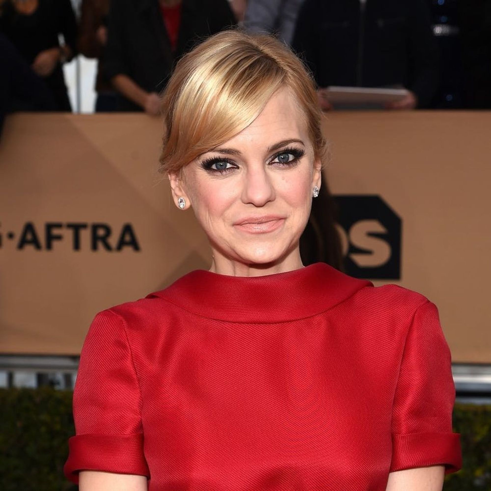 Anna Faris: A Private Look At Her Public Life