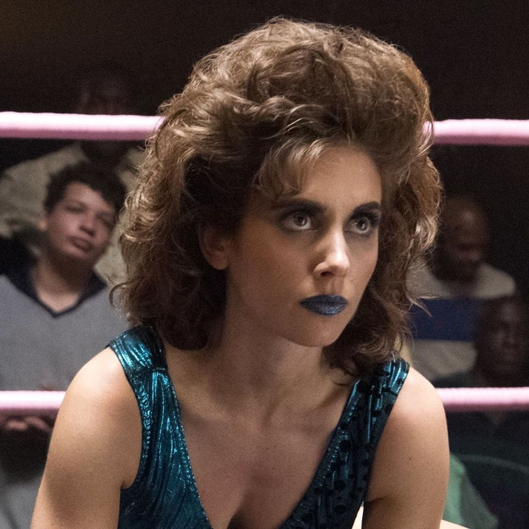 Alison Brie Says Her Nude Scenes in “GLOW” Were Empowering for This