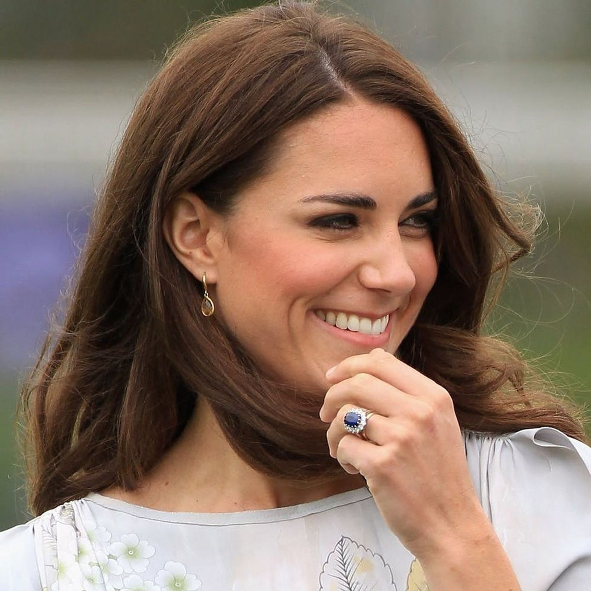 The Real Reason Kate Middleton’s Engagement Ring Is Blue - Brit + Co