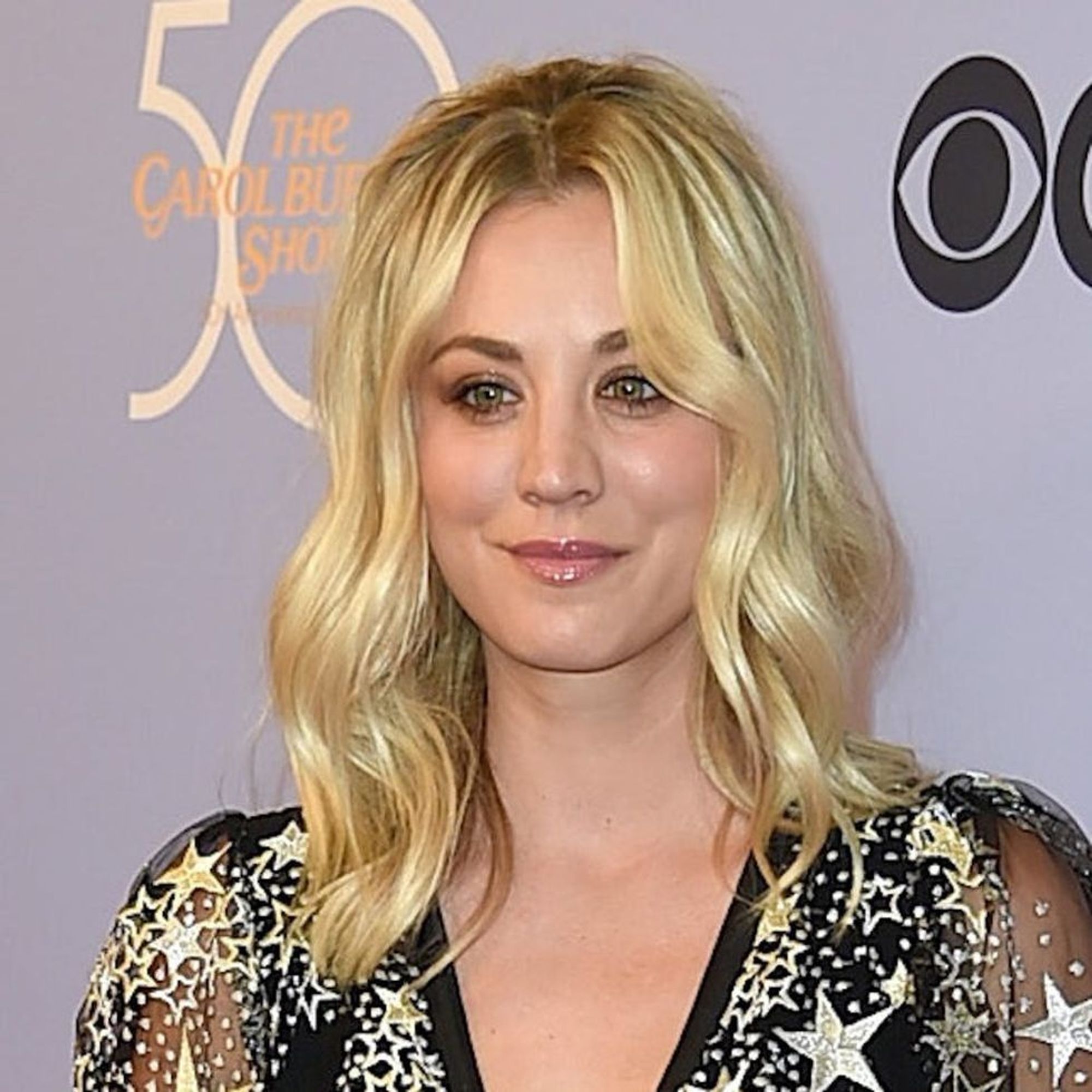 All the Deets on Kaley Cuoco’s Stunning Engagement Ring - Brit + Co