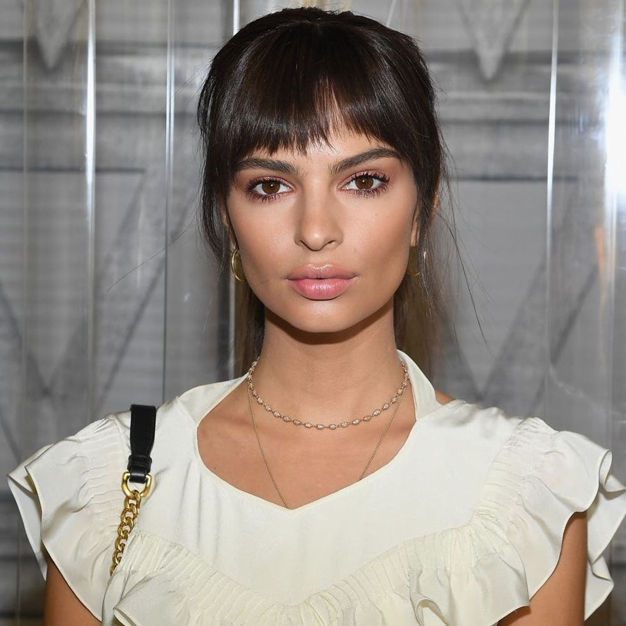 Emily Ratajkowski Shows Off Spicy New Hair Color - Brit + Co