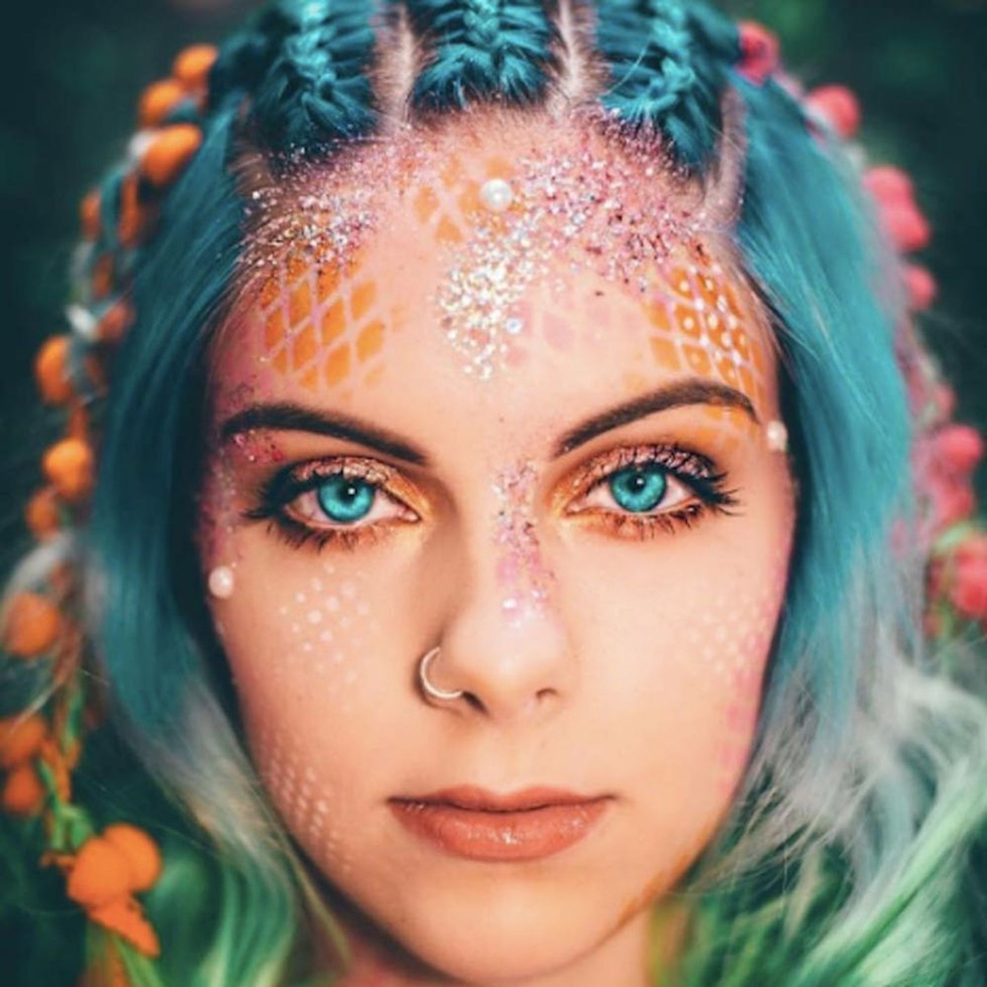 15 Ways Glitter Can Transform Your Halloween Makeup - Brit + Co