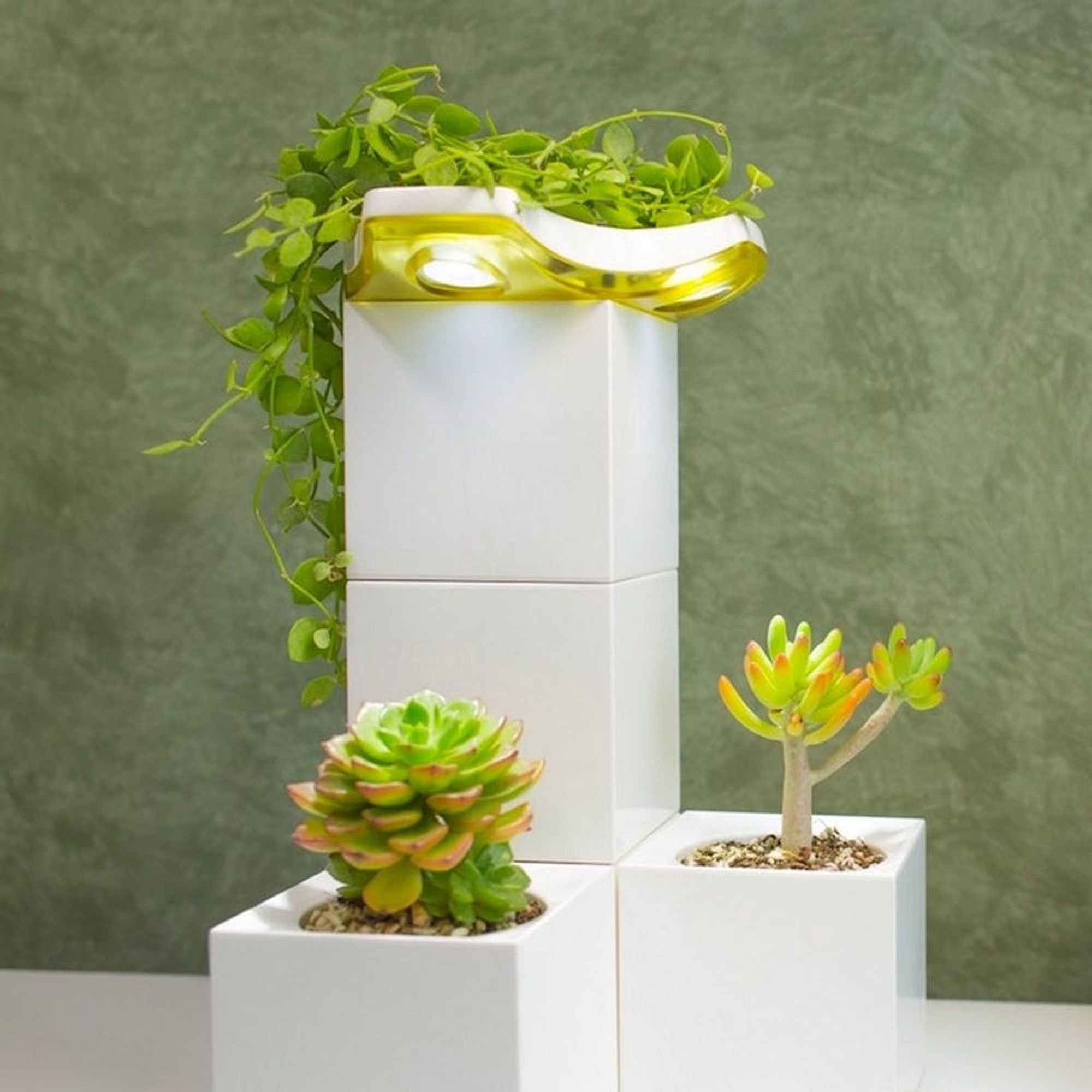 This Lego Like Planter Is Just What Your Indoor Garden Needs Brit Co