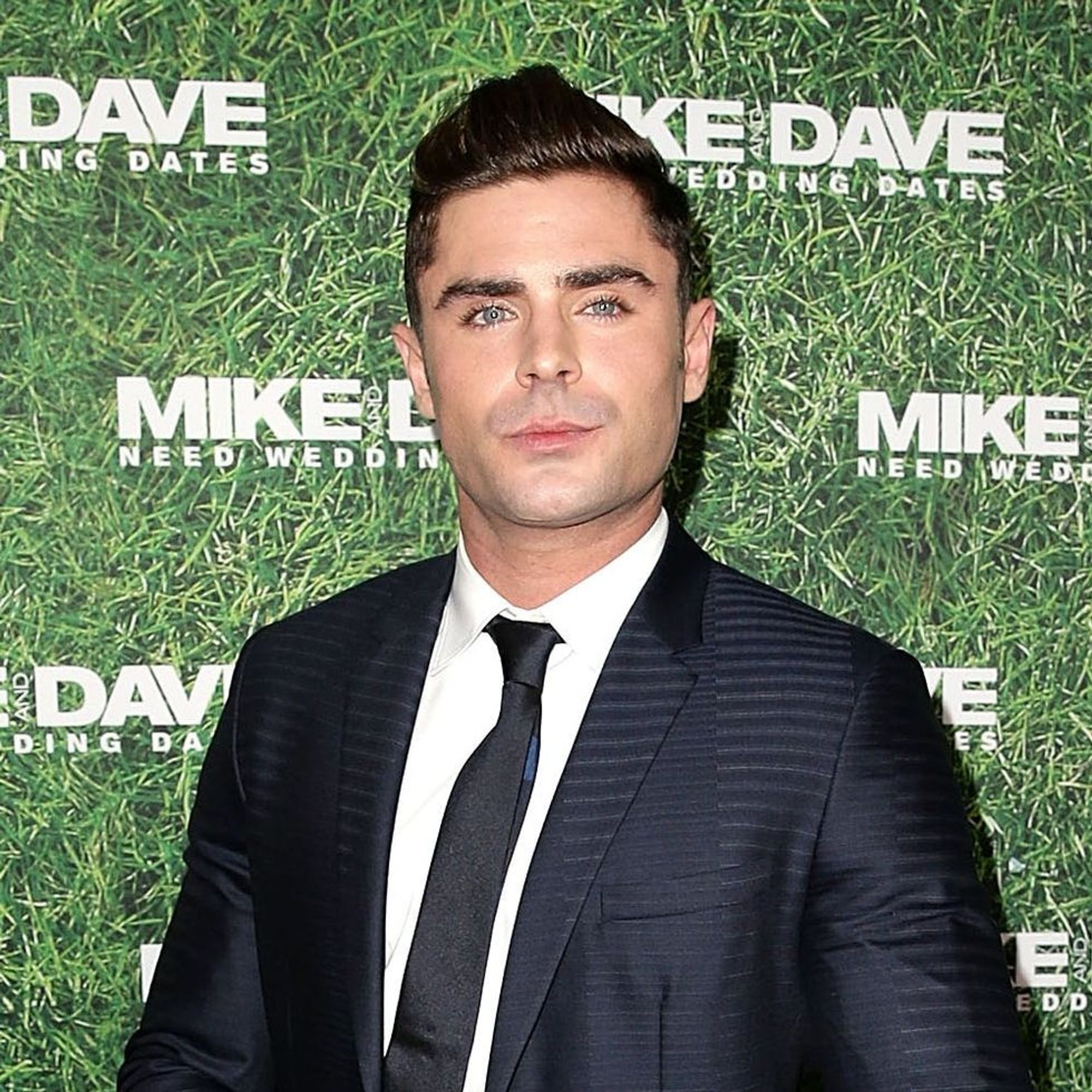 Zac Efron Just Made the Relationship Status Announcement You’ve Been