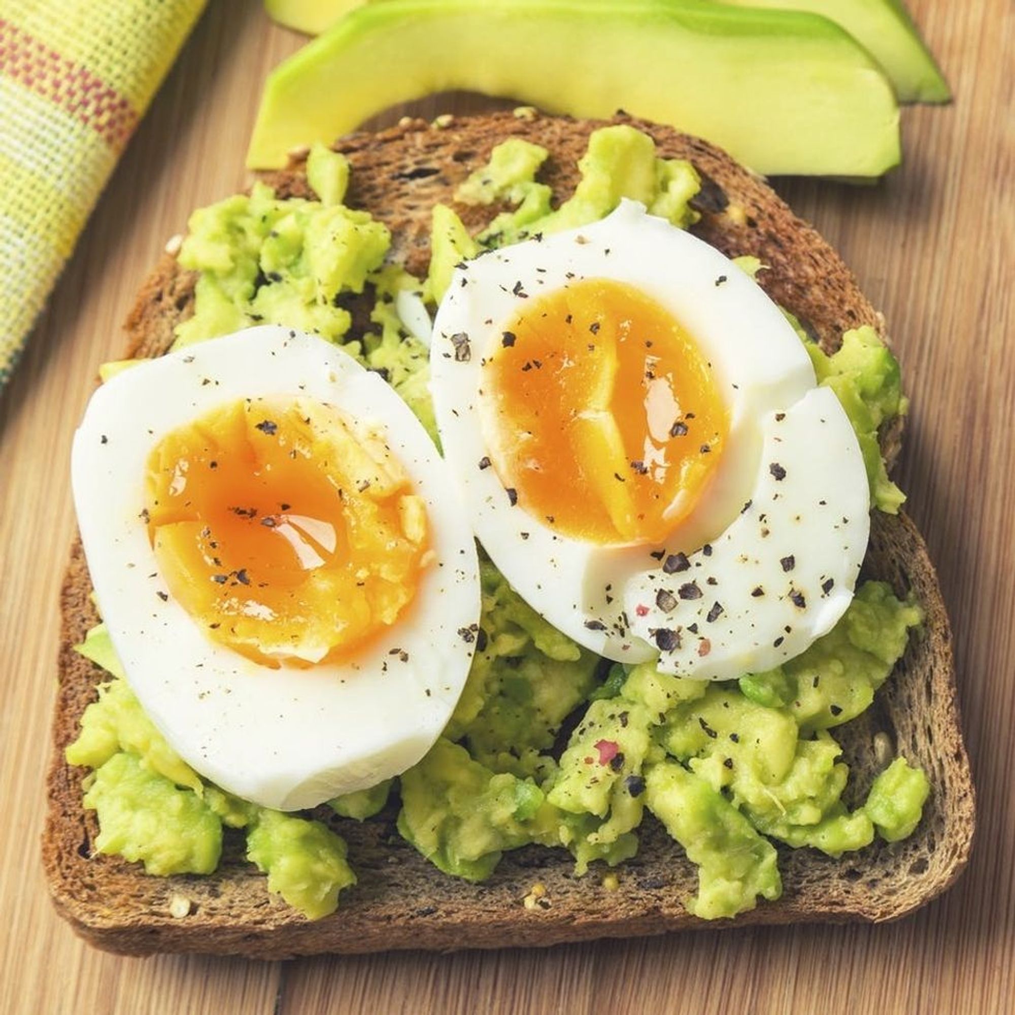 how many whole eggs per week how many whole eggs per week