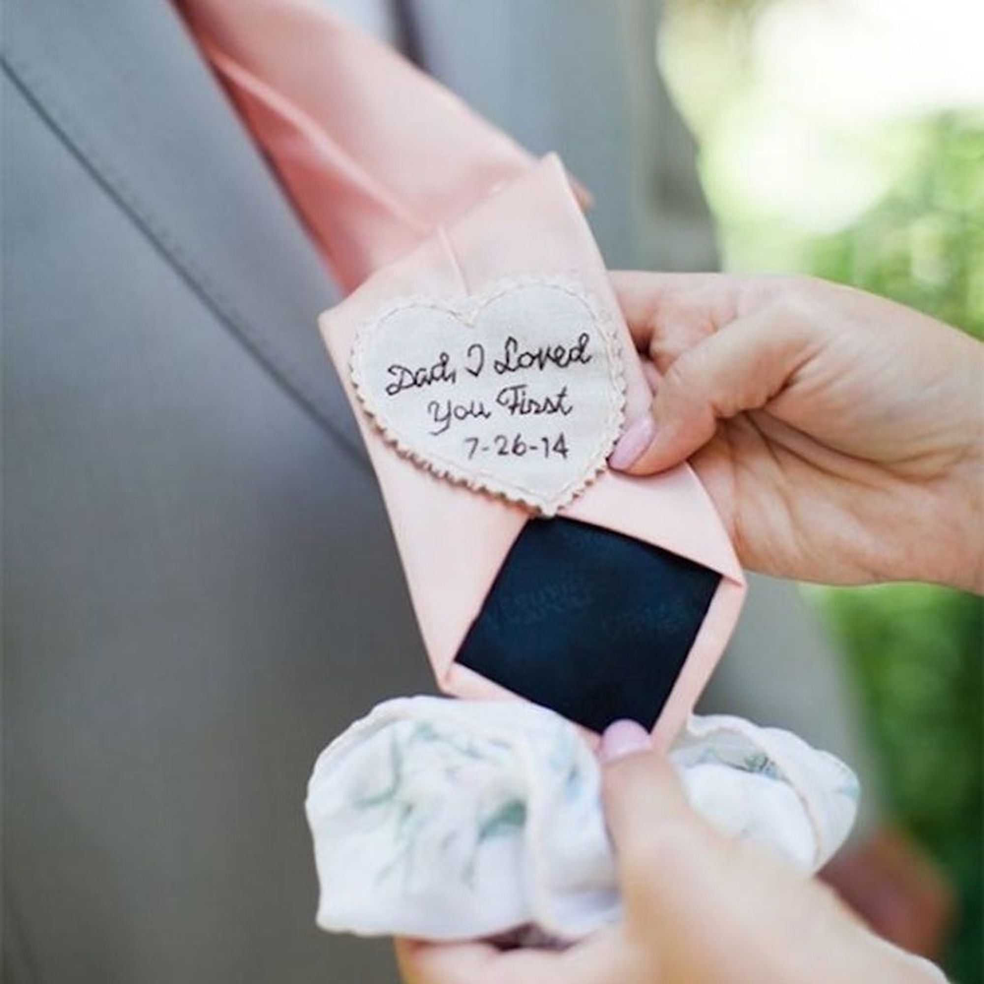 22 Thoughtful Wedding Day Gifts For Your Parents Brit Co