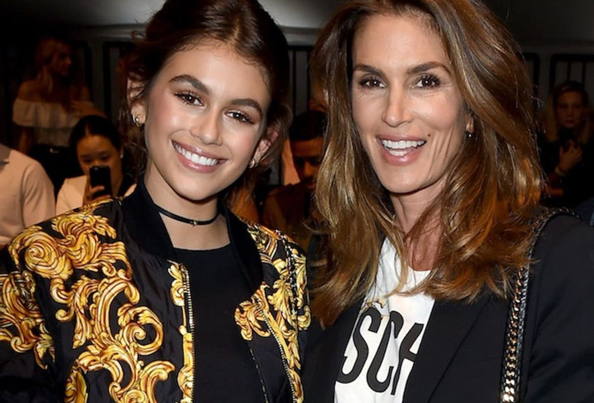 Morning Buzz! Cindy Crawford Is Totally Twinning With Her Teen Daughter ...