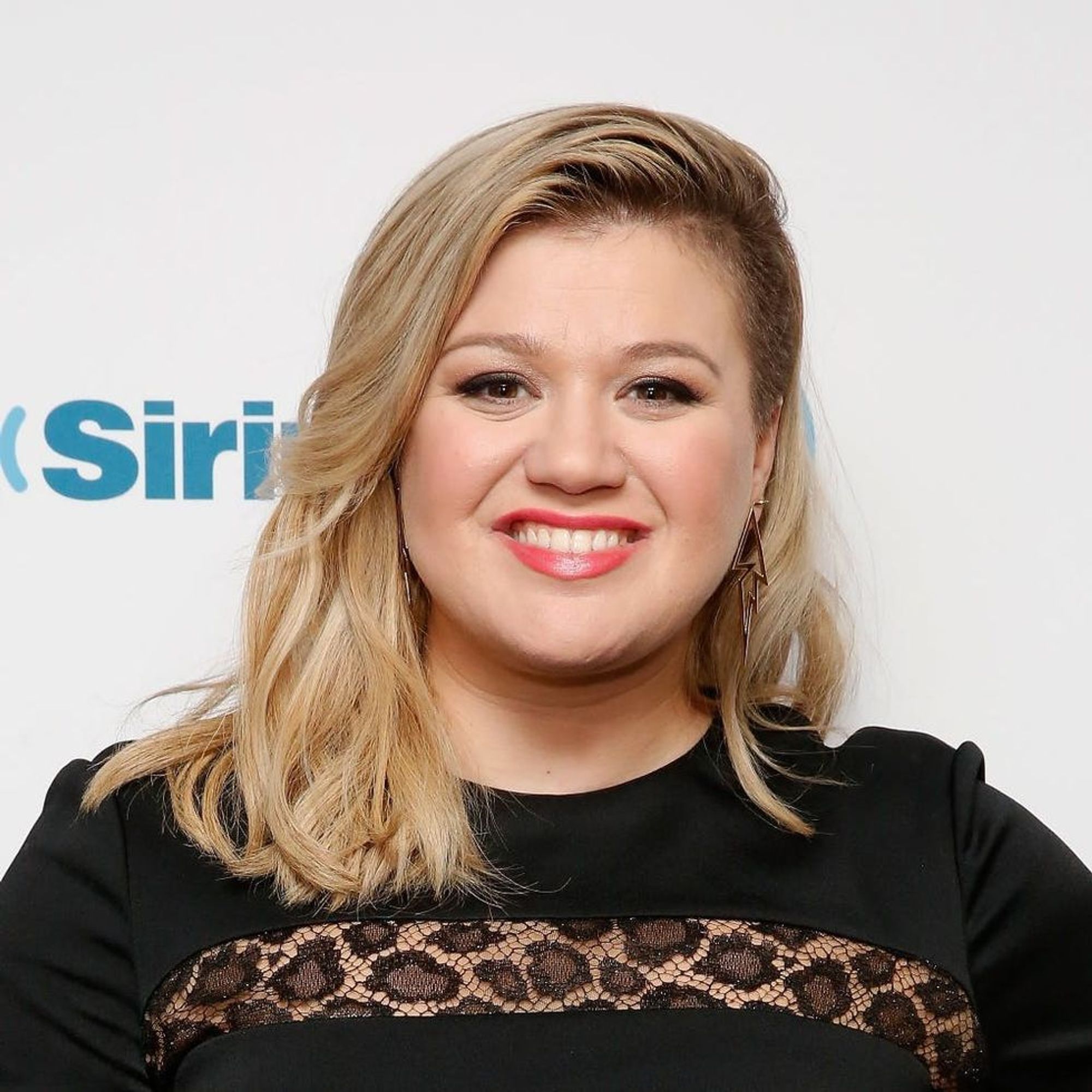 Kelly Clarkson Had Her Baby Boy and Here’s His Sweetly Sophisticated ...