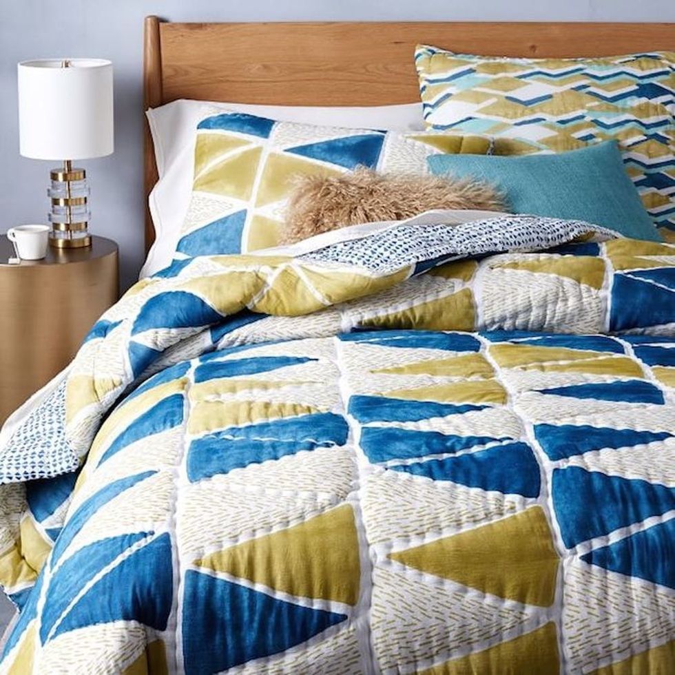 12 Modern Colorful Quilts To Brighten Up Your Bedroom For Spring   Img 