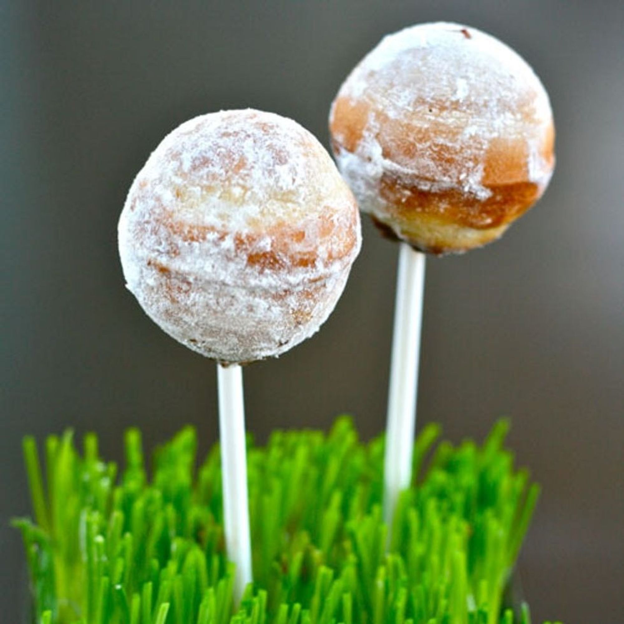 A (Spiked Donut) Hole in One! - Brit + Co