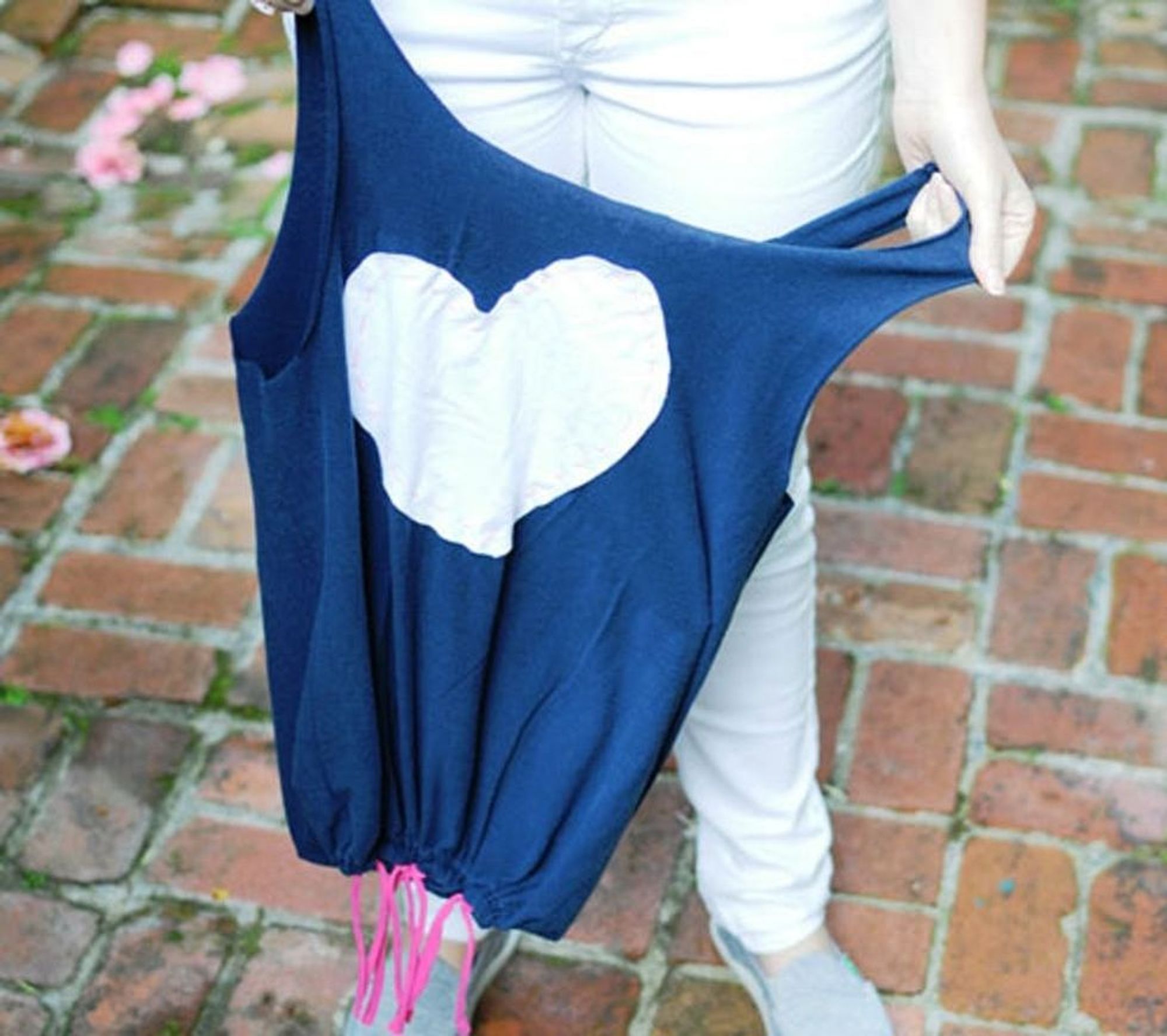 Turn Your TShirts Into Tote Bags Brit + Co