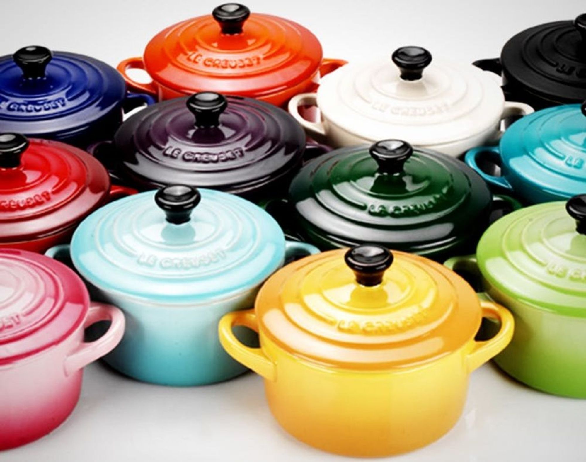 Love to Cook? Win $500 of Le Creuset Cookware from Casa.com! - Brit + Co