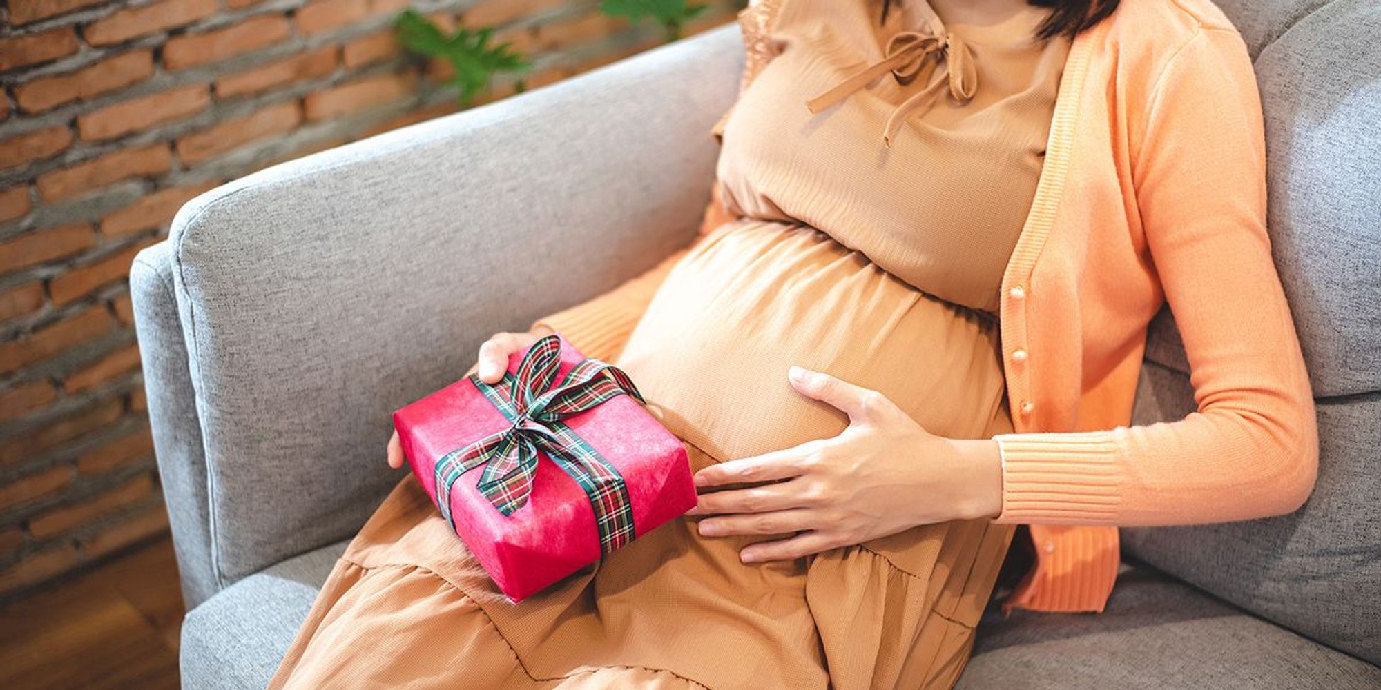 35 Gifts a Pregnant Woman Actually Wants - Brit + Co