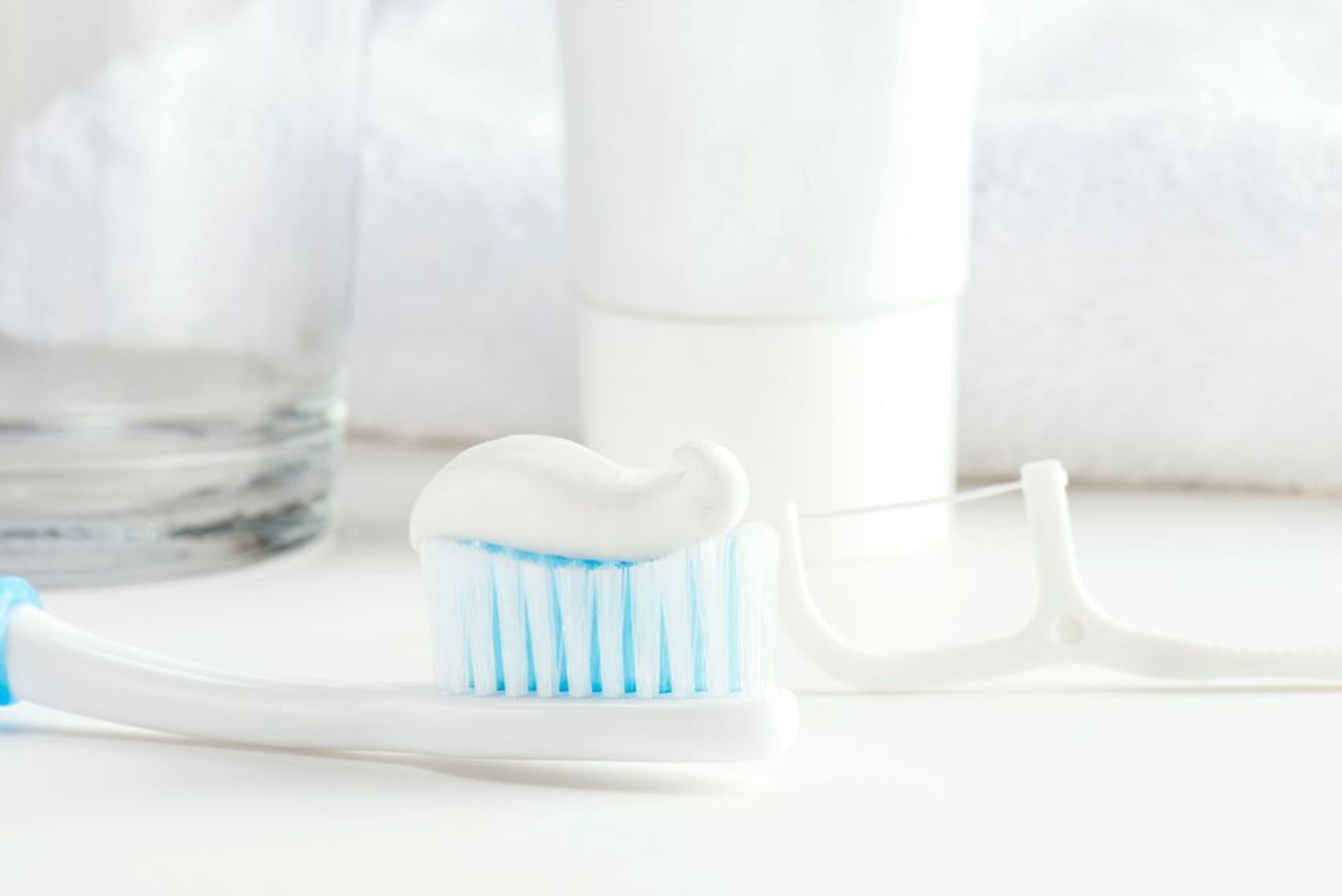20 Surprising Uses For Toothpaste Healthywomen
