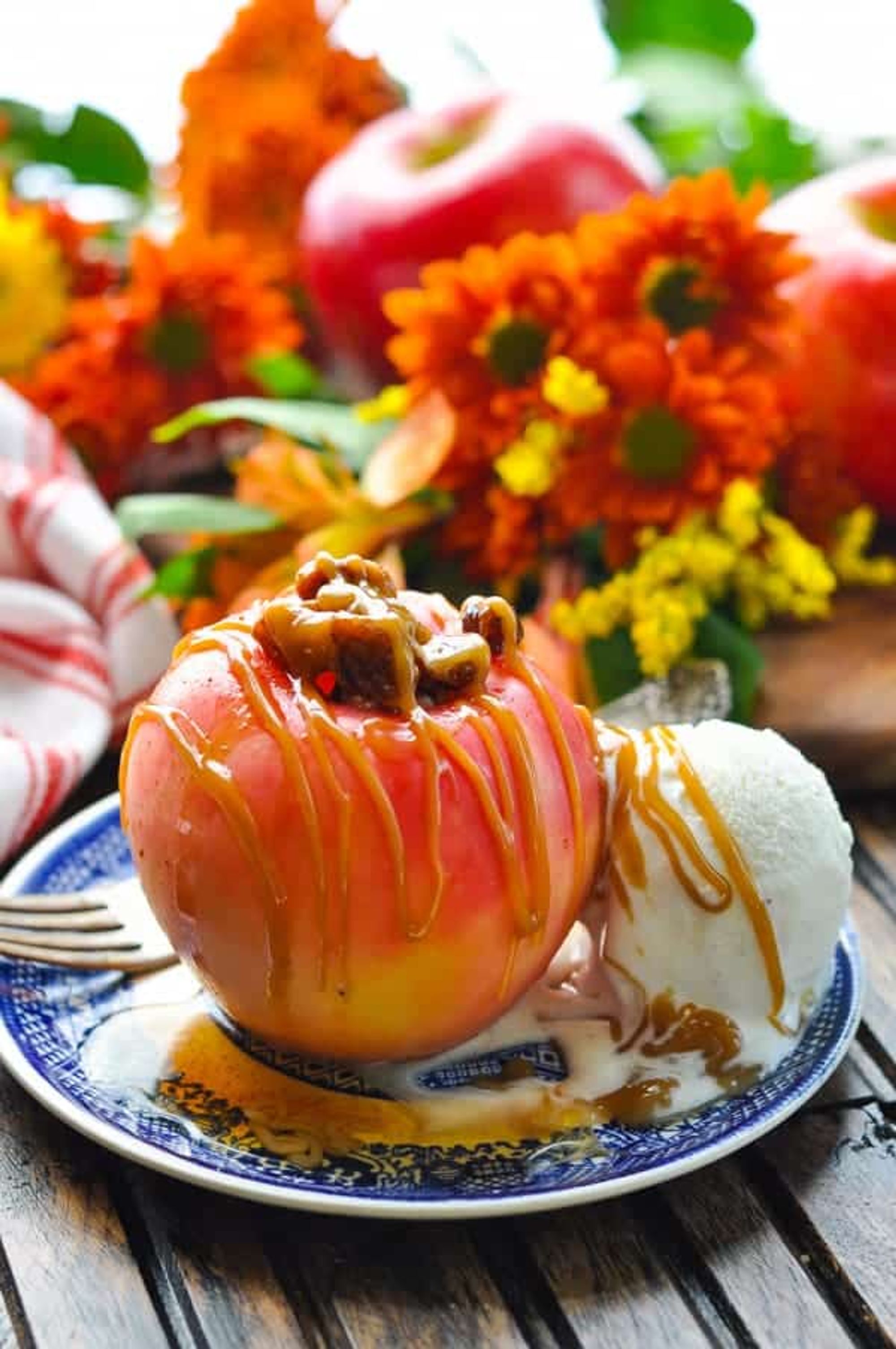 Slow Cooker Baked Apples Recipe The Seasoned Mom My Recipe Magic