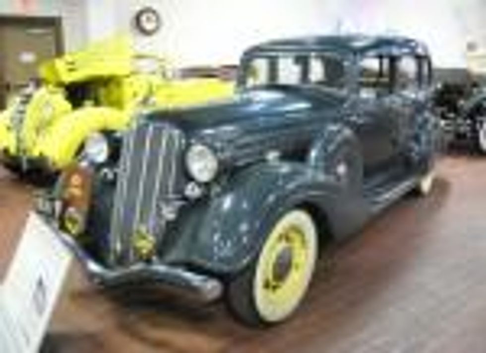 1935 Hudson custom broughm series 54