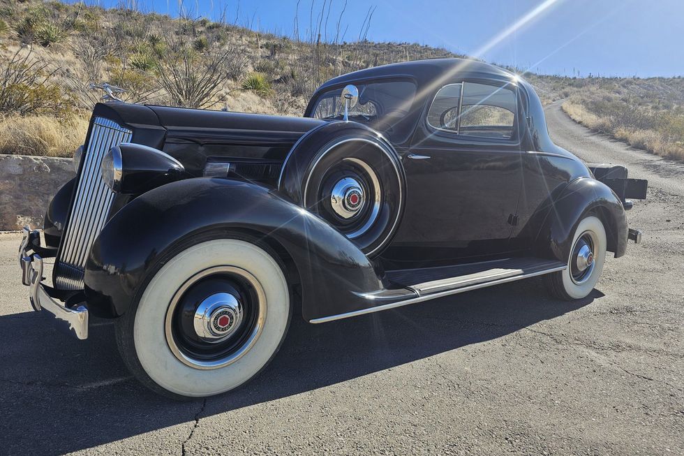 1935 Packard 120 Business Coupé, vorderes Viertel