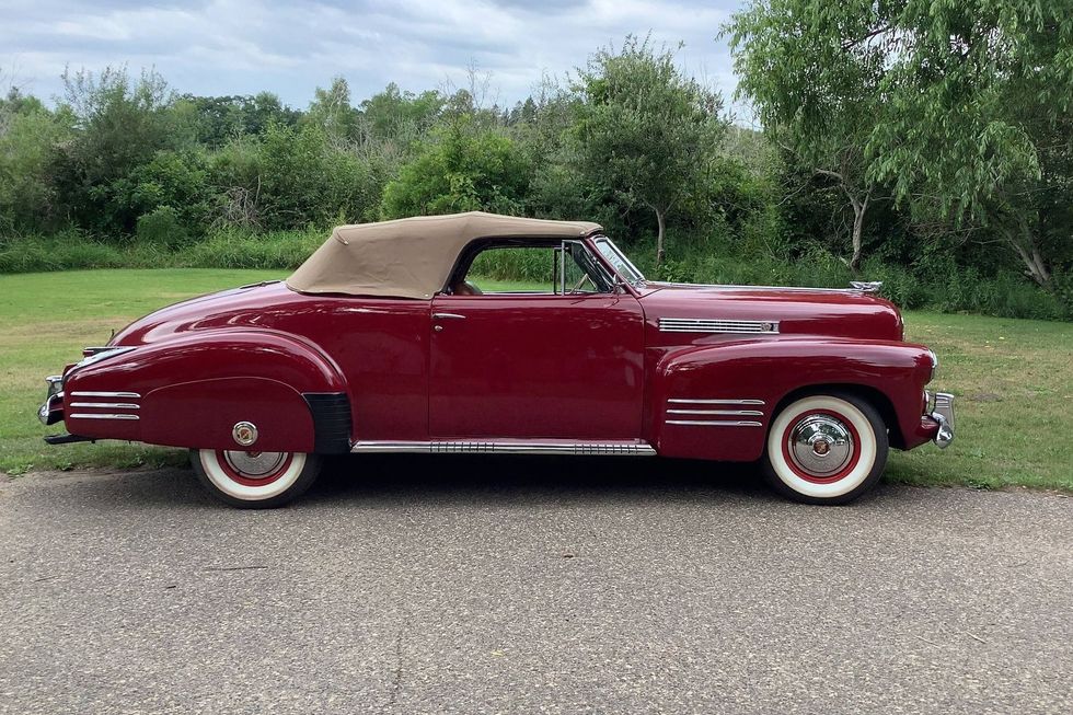 1941 Cadillac Series Sixty-Two Convertible Coupe, side view, top up