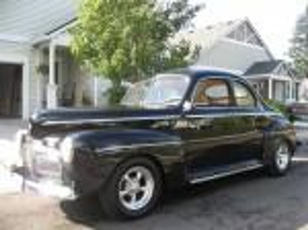1942 Ford Super Deluxe Business Coupe