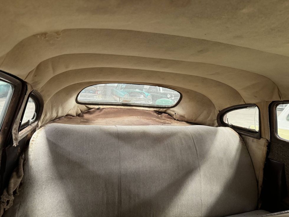 1948 Hudson Super Six - package tray