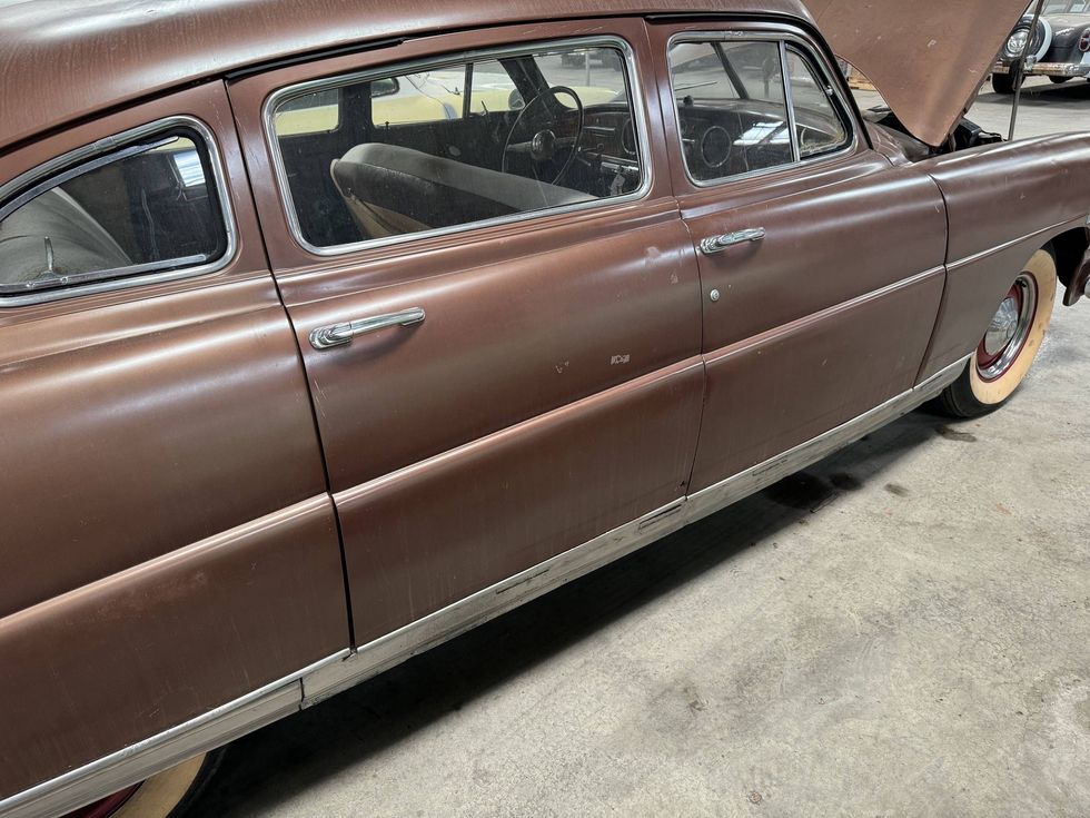 1948 Hudson Super Six - RH doors