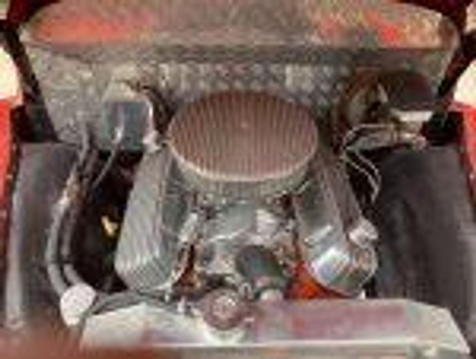 1952 Chevrolet 3100 Deluxe Cab Half-Ton Pickup Street Rod engine