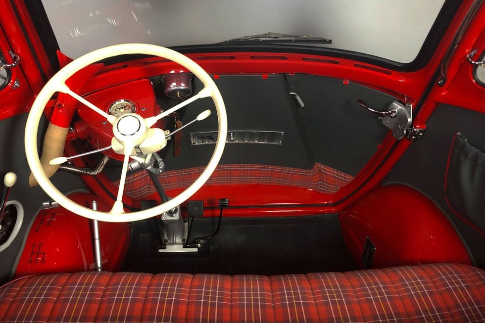 1957 BMW Isetta 300 Convertible interior