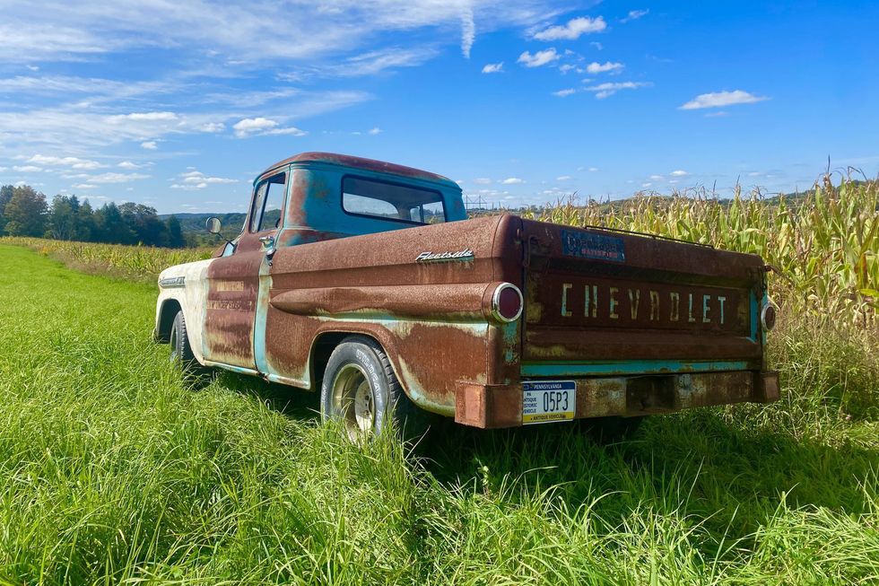 1958 Chevrolet 3100 Apache Fleetside rear quarter