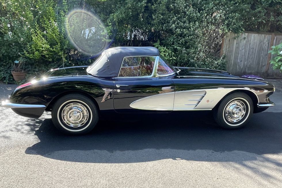 1959 Chevrolet Corvette side