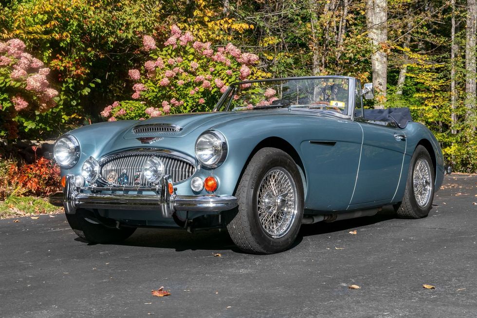 1966 Austin-Healey 3000 Mark III front quarter, top down