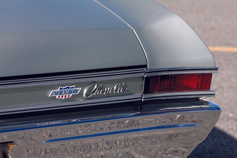 1968 Chevrolet Chevelle Malibu L79 - Yenko Chevrolet dealership badge