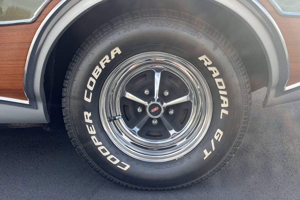 1968 Oldsmobile Vista-Cruiser station wagon Super Stock I wheel with Cooper Corbra Radial G/T tire