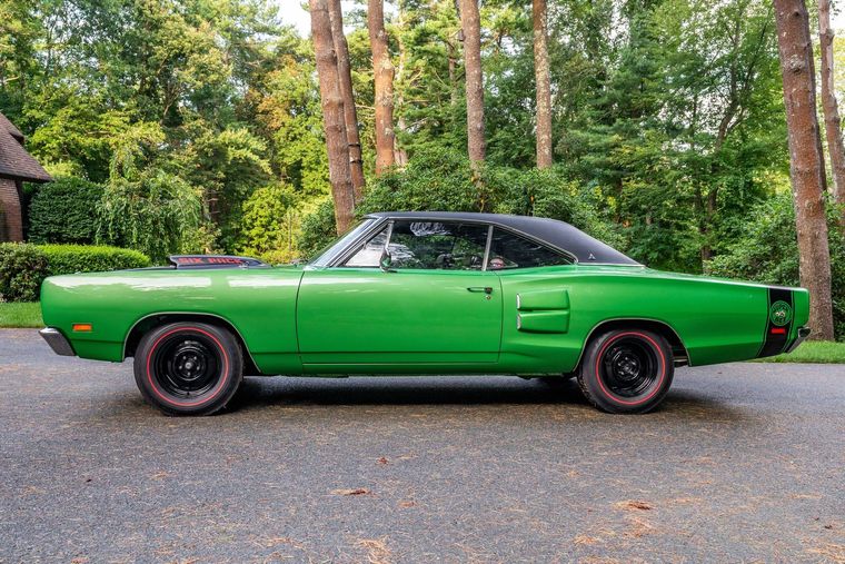 1969 Dodge Super Bee A12 440 Six Pack side