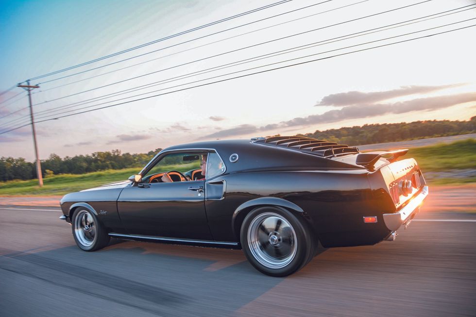 1969 Ford Mustang Restomod - Motion