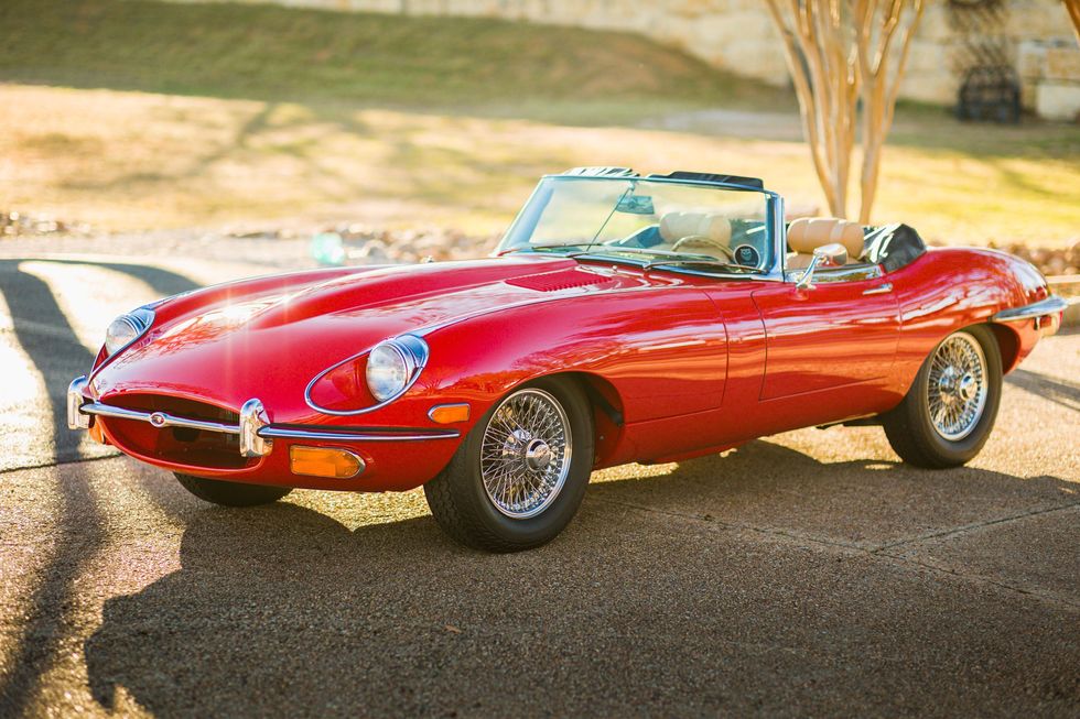 Market Snapshot: Jaguar E-type Showing Resilience and Growth Across All Three Series