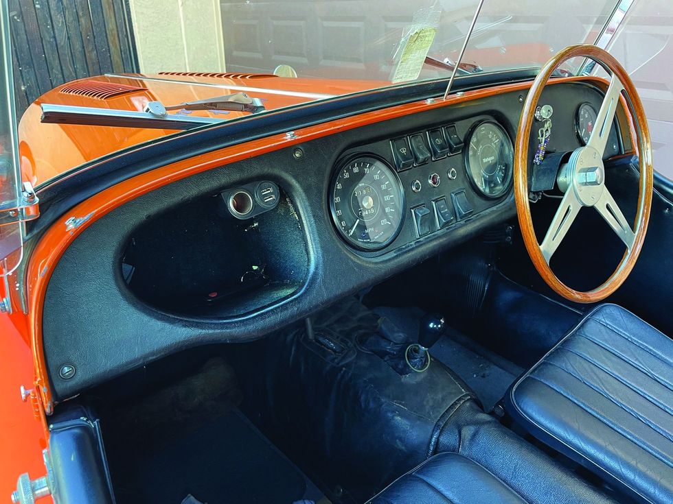 1969 Morgan 4/4 - Interior
