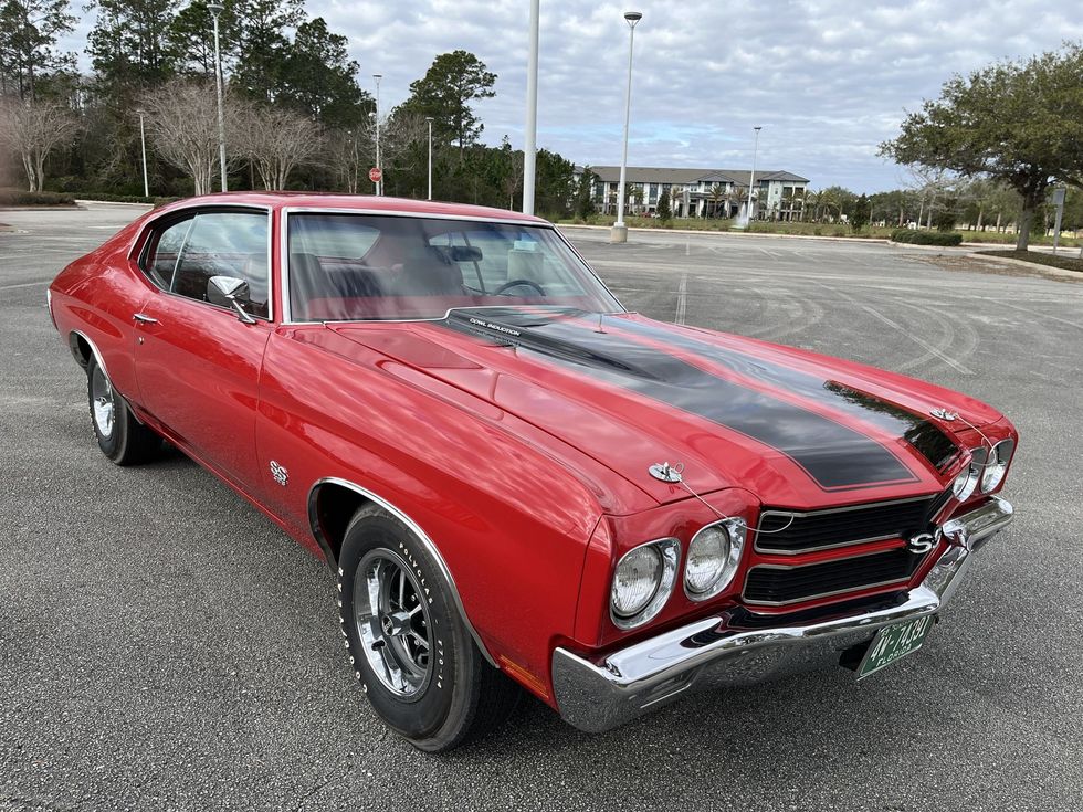 1970 Chevrolet Chevelle SS 396, front quarter