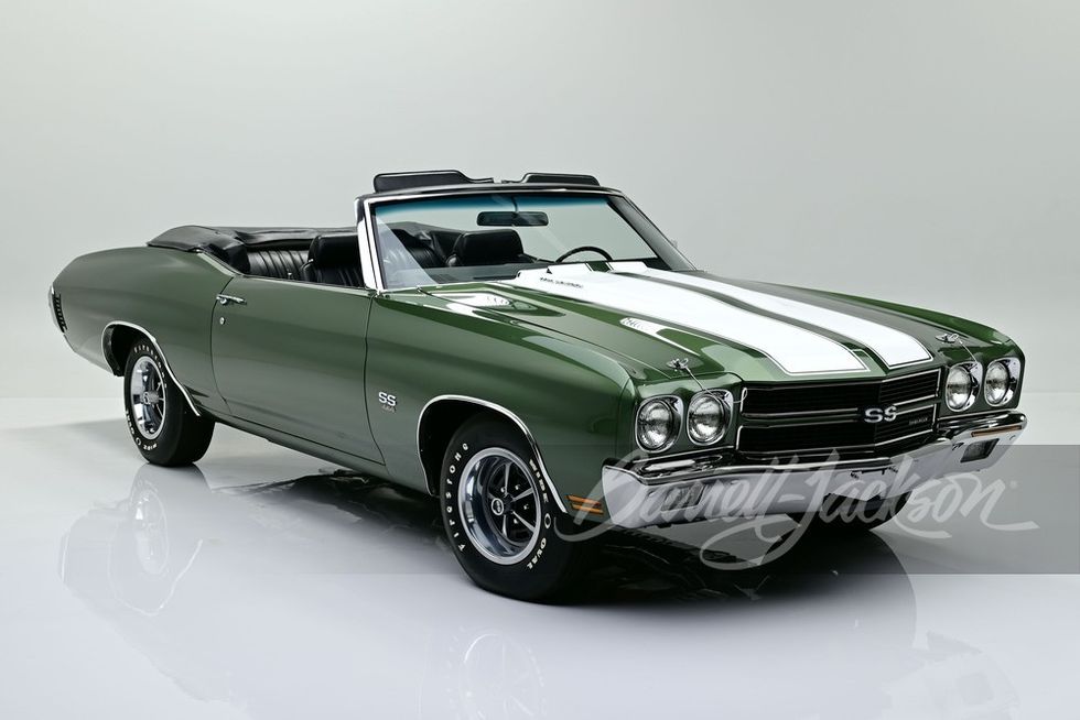 1970 Chevrolet Chevelle SS Convertible LS6, front quarter, top down