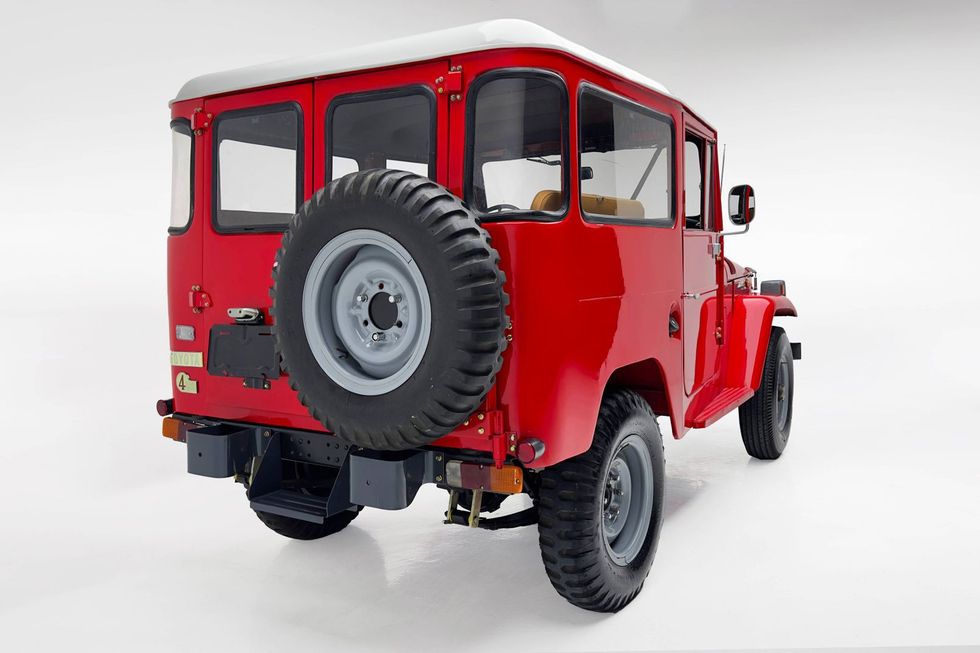 1970 Toyota Land Cruiser FJ40 hardtop, rear quarter